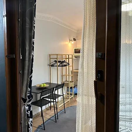 Nelly * Κωνσταντινούπολη